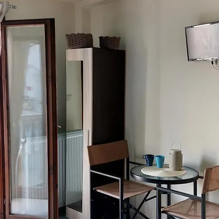 Artemis тюркоазна гледка към морето * Polychrono