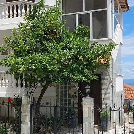 Artemis тюркоазна гледка към морето