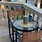 Artemis тюркоазна гледка към морето *