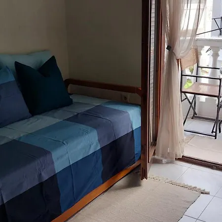 Artemis тюркоазна гледка към морето