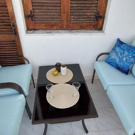 Artemis тюркоазна гледка към морето