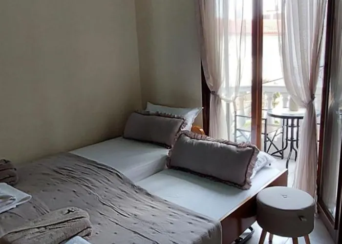 Artemis тюркоазна гледка към морето * Polychrono