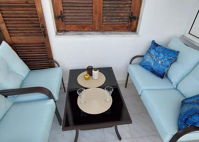 Artemis тюркоазна гледка към морето