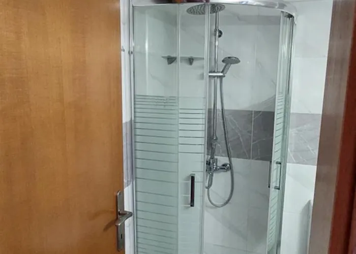 Artemis тюркоазна гледка към морето Polychrono