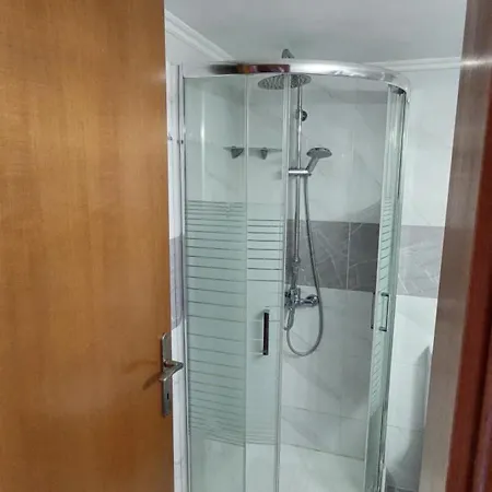 Artemis тюркоазна гледка към морето Polikhronon